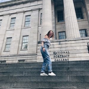 Meet your Posher, Lydia